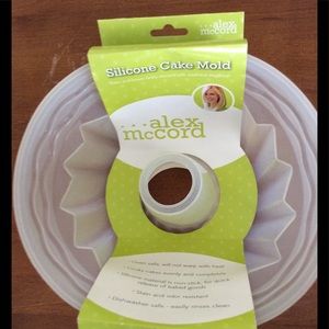Alex McCord Cake Mold
